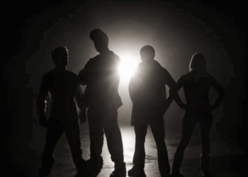 অস্ট্রেলিয়ান কিশোরীরা এখন টার্গেটে, অনলাইন অপরাধচক্রের ‘নিষ্ঠুর খেলা’