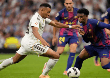 এমবাপে-বেলিংহ্যামের জোড়া আঘাতে ক্লাসিকো জয় রিয়াল মাদ্রিদের, শীর্ষে ব্যবধান পাঁচে