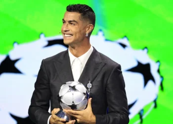 ক্রিস্টিয়ানো রোনালদো: ফুটবলের ইতিহাসে প্রথম বিলিয়নিয়ার তারকা