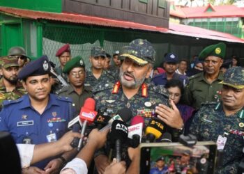 আনসার-ভিডিপি মহাপরিচালক জানিয়েছেন যে, দুর্গাপূজার জন্য সমন্বিত নিরাপত্তা ব্যবস্থা গ্রহণ একটি ইতিবাচক পদক্ষেপ।