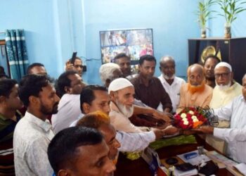 জাতীয় পার্টির শতাধিক নেতাকর্মী যোগ দিলেন বিএনপিতে