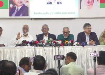 সনদ বাস্তবায়নের সুপারিশ একপেশে, জাতির ওপর চাপিয়ে দেওয়া হয়েছে: মির্জা ফখরুল