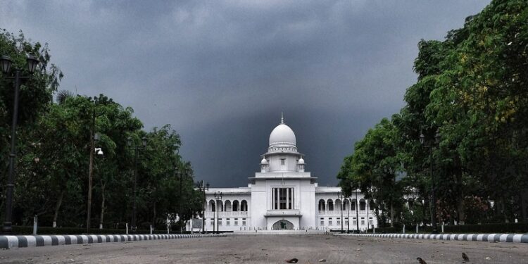 তত্ত্বাবধায়ক সরকার ফেরাতে দ্বিতীয় দিনের আপিল শুনানি চলছে