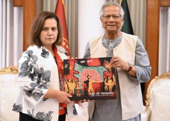প্রধান উপদেষ্টার সঙ্গে সাক্ষাৎ করলেন তুরস্কের উপপররাষ্ট্রমন্ত্রী বেরিস একিঞ্চি