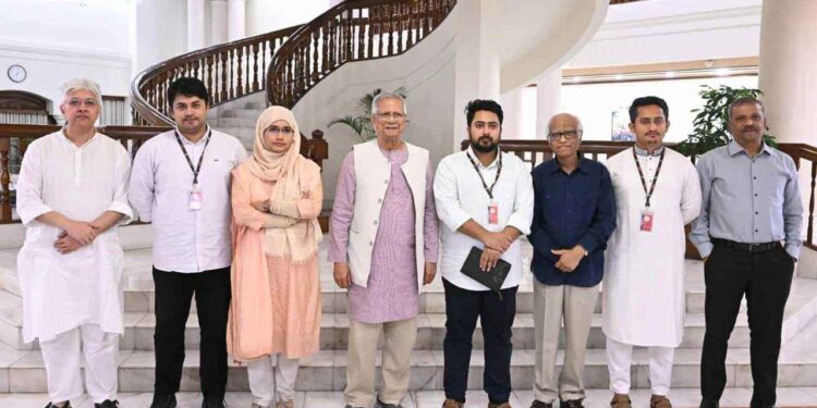 শাপলা ছাড়া নির্বাচন করবে না এনসিপি: নাহিদ ইসলাম