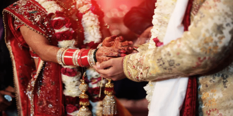 আসামে একাধিক বিয়ে করলেই জেল, ক্ষতিপূরণ পাবেন ভুক্তভোগী নারী