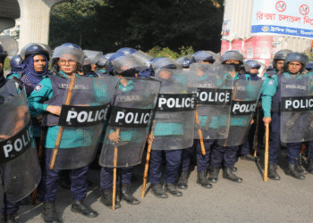 আল জাজিরার প্রতিবেদন: বাংলাদেশে নতুন শাসক, পুরনো মৃত্যু