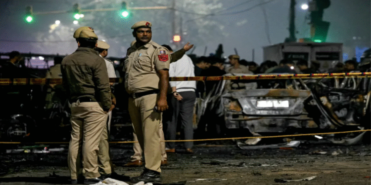 দিল্লি বিস্ফোরণ: কেন পাকিস্তানকে দোষ দিচ্ছে না ভারত