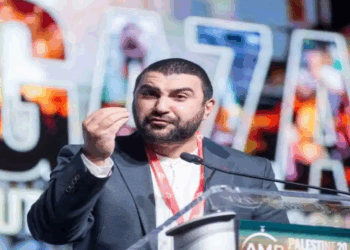 ফিলিস্তিনপন্থী ব্রিটিশ সাংবাদিক সামি হামদিকে মুক্তি দিতে যুক্তরাষ্ট্রের প্রতি স্ত্রীর আকুল আবেদন