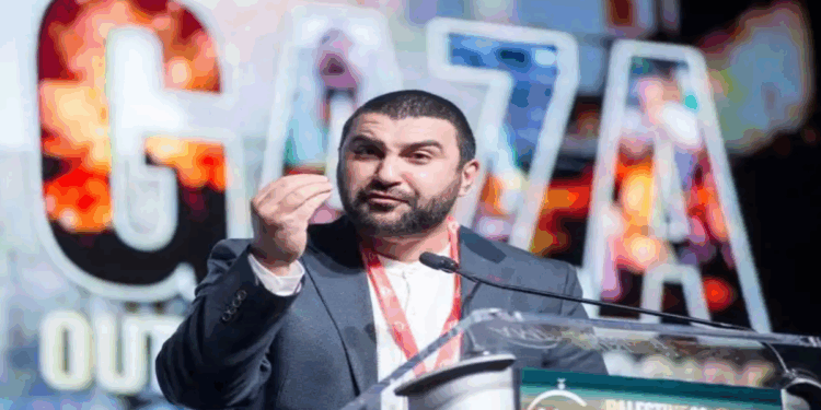 ফিলিস্তিনপন্থী ব্রিটিশ সাংবাদিক সামি হামদিকে মুক্তি দিতে যুক্তরাষ্ট্রের প্রতি স্ত্রীর আকুল আবেদন