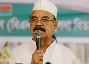 বিএনপি মাঠে নামলে সরকারের টিকে থাকা কঠিন হবে: গয়েশ্বর চন্দ্র রায়