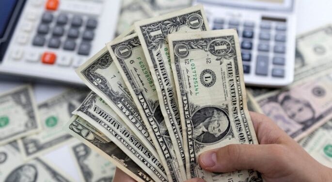 চলতি সপ্তাহেই আকুর বিল পরিশোধ, রিজার্ভ নামবে ২৬ বিলিয়ন ডলারের নিচে