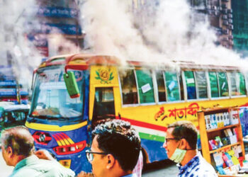 ঢাকা রাজধানীর মিরপুরে বাসে অগ্নিসংযোগ