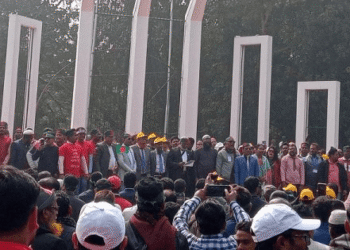 লাগাতার অবস্থান কর্মসূচিতে যাচ্ছেন প্রাথমিকের শিক্ষকরা