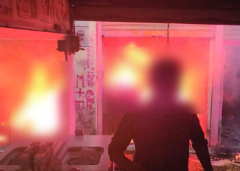 নবীনগরে আগুনে পুড়লো ২ গুদাম