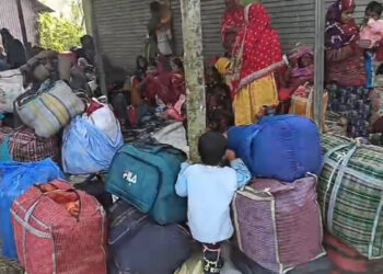 ভারত থেকে বাংলাদেশে প্রবেশকালে আটক ৩০০