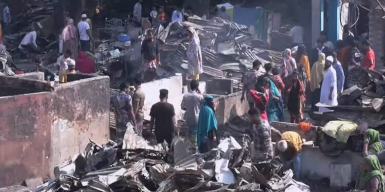 কড়াইল বস্তির অগ্নিকাণ্ড তদন্তে পাঁচ সদস্যের কমিটি, ১৫ কর্মদিবসে প্রতিবেদন দিতে নির্দেশ
