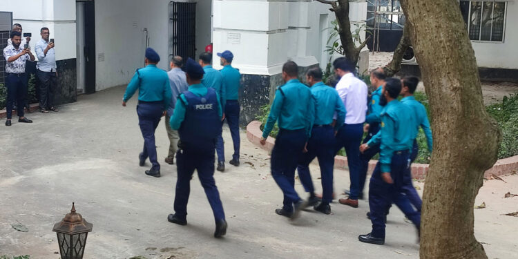 রামপুরায় ২৮ হত্যা: রেদোয়ানুলসহ চারজনের অভিযোগ গঠনের শুনানি ৪ ডিসেম্বর