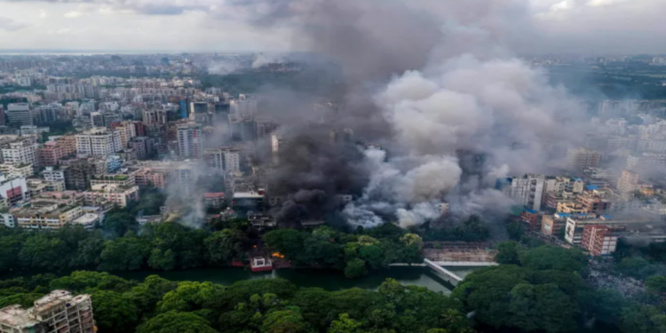 বাংলাদেশে বিক্ষোভ নেতা হত্যার পর সহিংসতা, শান্ত থাকার আহ্বান জাতিসংঘের