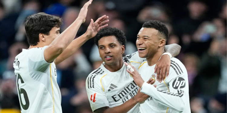 রিয়াল মাদ্রিদের জয়ে রোনালদোর রেকর্ডে ভাগ বসালেন এমবাপ্পে