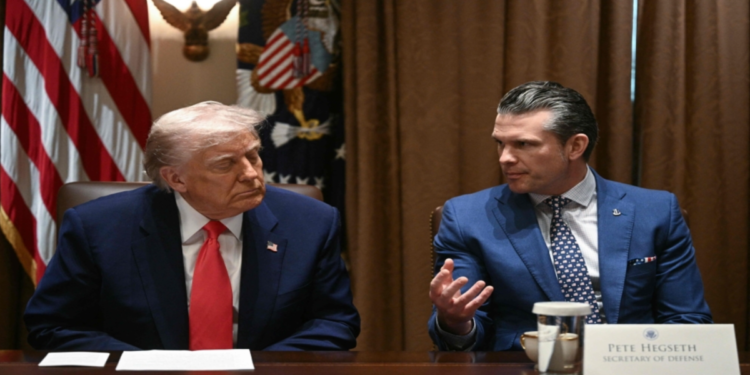 সিগন্যাল কেলেঙ্কারিতে হেগসেথ কি সত্যিই মুক্তি পেলেন? পেন্টাগনের গোপন রিপোর্টে নতুন আলোড়ন