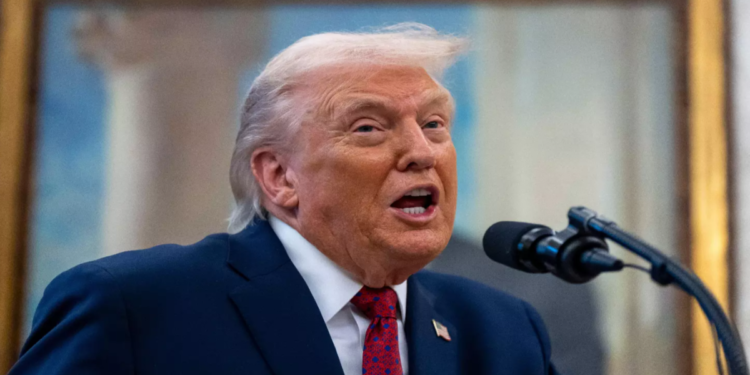 সিরিয়া ও ফিলিস্তিনসহ নতুন ছয় দেশকে যুক্তরাষ্ট্রের ভ্রমণ নিষেধাজ্ঞার আওতায় আনলেন ট্রাম্প