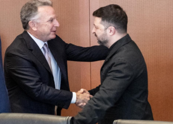 শান্তি আলোচনার আগে ন্যাটোতে যোগ দেওয়ার লক্ষ্য ছাড়তেও প্রস্তুত ইউক্রেন: জেলেনস্কি