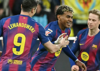 ইয়ামাল ও রাফিনহার গোলে ভিয়ারিয়ালকে হারিয়ে শীর্ষে আরও এগোল বার্সেলোনা