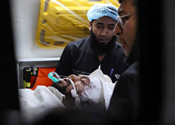 ‘ভেরি ফেভারেবল কন্ডিশন’ নিয়ে সিঙ্গাপুরে রওনা দিলেন ওসমান হাদি