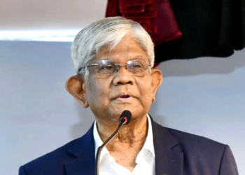 বিদেশে হাদির চিকিৎসার খরচ দেবে সরকার: অর্থ উপদেষ্টা