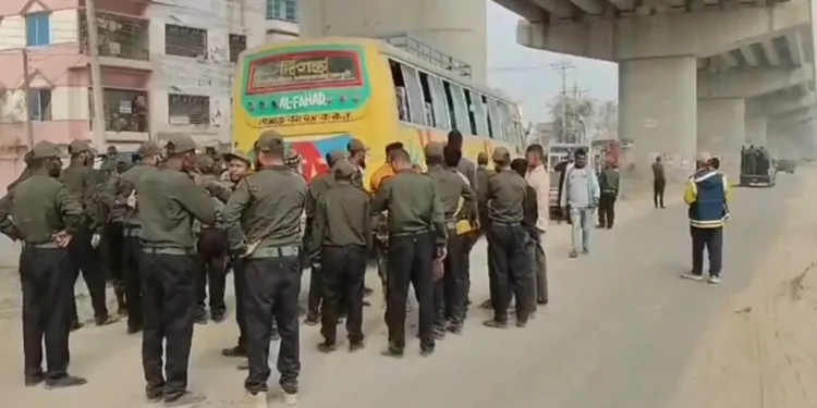 ব্রাহ্মণবাড়িয়ায় আনসার সদস্যদের বহনকারী বাস দুর্ঘটনা আহত ১১