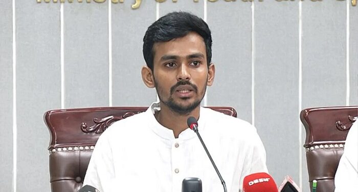 আসিফ মাহমুদের দুর্নীতি তদন্তের দাবিতে বিসিবির সামনে বিক্ষোভ