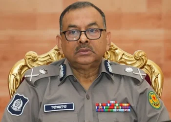 হাদিকে গুলি করা সন্ত্রাসীদের ধরতে সাঁড়াশি অভিযান শুরু: ডিএমপি কমিশনার