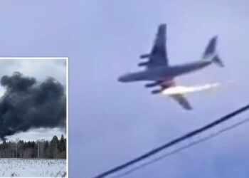 রাশিয়ায় সামরিক কার্গো বিমান বিধ্বস্ত, নিহত ৭