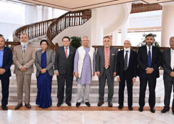 সংসদ নির্বাচন ও গণভোট আয়োজনে ‘সম্পূর্ণ প্রস্তুত’ ইসি— প্রধান উপদেষ্টাকে সিইসির অবহিতকরণ