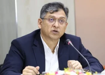 মবোক্রেসি কঠোরহস্তে দমন করতে হবে: সালাহউদ্দিন আহমদ