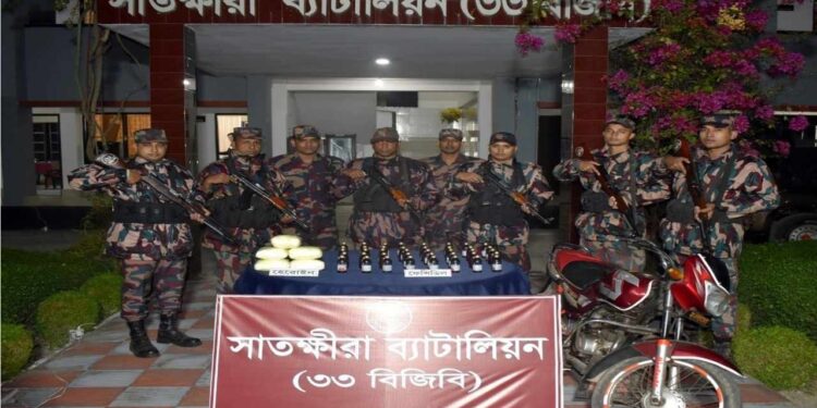 স্কুলব্যাগে মিলল ২২ কোটি টাকার আইস, সাতক্ষীরায় বিজিবির বড় অভিযান