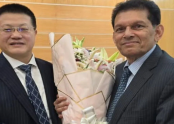 চীনা রাষ্ট্রদূত ইয়াও ওয়েনের সঙ্গে বাংলাদেশ এনএসএ খালিলুর রহমানের বৈঠক