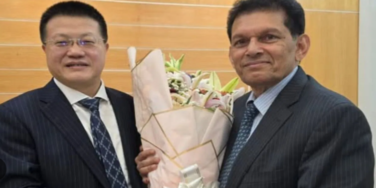 চীনা রাষ্ট্রদূত ইয়াও ওয়েনের সঙ্গে বাংলাদেশ এনএসএ খালিলুর রহমানের বৈঠক