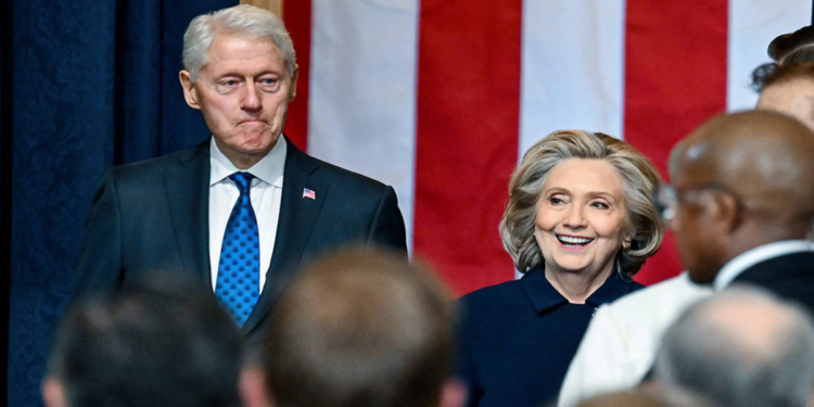 এপস্টিন তদন্তে সাক্ষ্য দিতে কংগ্রেসের তলব প্রত্যাখ্যান করলেন বিল ও হিলারি ক্লিনটন