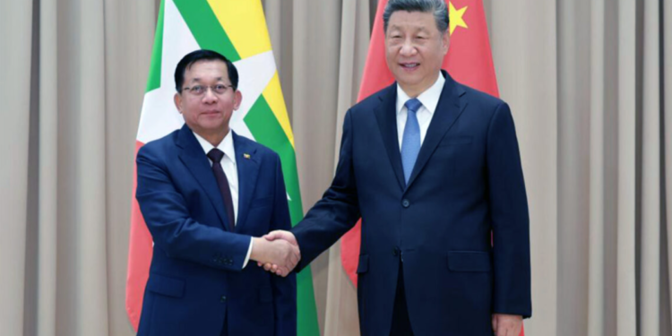 চীনের ওপর বাড়ছে নির্ভরতা, দুর্বল হচ্ছে মিয়ানমারের সার্বভৌমত্ব