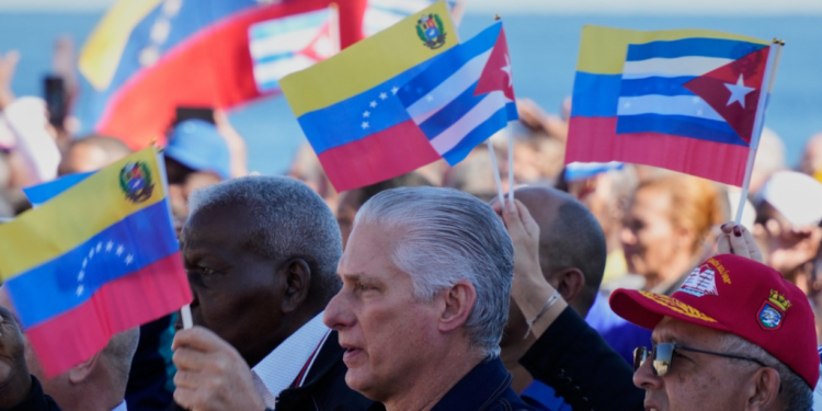 ভেনেজুয়েলায় যুক্তরাষ্ট্রের হামলার পর কিউবার অর্থনীতি কি টিকবে?