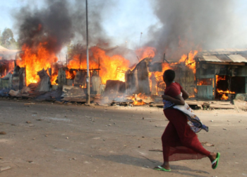 কেনিয়ার নির্বাচনকে ঘিরে সহিংসতার ঝুঁকি