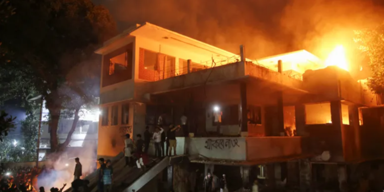 ভারতে সাবেক প্রধানমন্ত্রী হাসিনার প্রকাশ্য বক্তব্যে ক্ষোভ জানাল বাংলাদেশ
