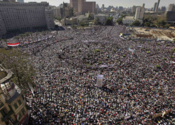 আরব বসন্তের পর জন্ম নেওয়া প্রজন্ম: ২০১১ সালের স্মৃতি নেই সাড়ে তিন কোটির বেশি মিসরীয়র