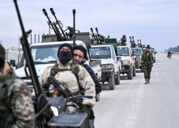 আল-শারার কৌশলে এসডিএফ কোণঠাসা, যুক্তরাষ্ট্রের হিসাবও মিলছে