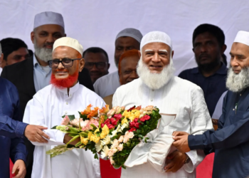 গণতন্ত্রের পথে জামায়াতের ধর্মভিত্তিক ফাঁদ, বাংলাদেশ কোন দিকে যাবে?