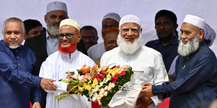 গণতন্ত্রের পথে জামায়াতের ধর্মভিত্তিক ফাঁদ, বাংলাদেশ কোন দিকে যাবে?