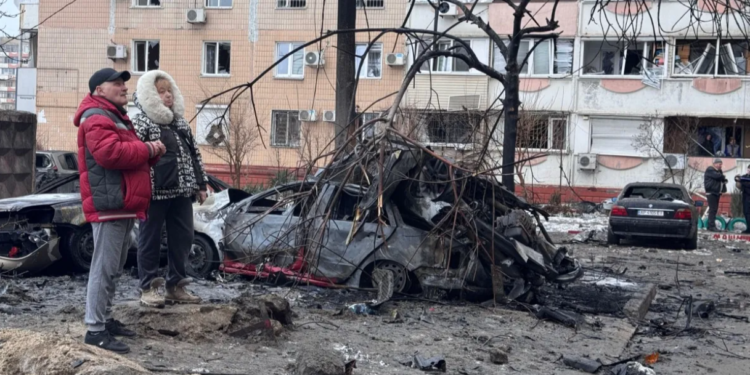 ইউক্রেনে রুশ নাগরিকদের আইনি অনিশ্চয়তা, পাসপোর্টই হয়ে উঠেছে বোঝা