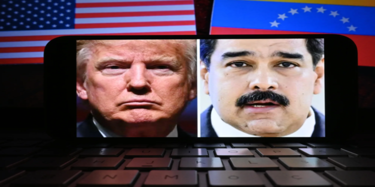 ভেনেজুয়েলায় যুক্তরাষ্ট্রের হামলা ‘যুদ্ধের শামিল’, ট্রাম্পের যুক্তি নাকচ বিশেষজ্ঞের